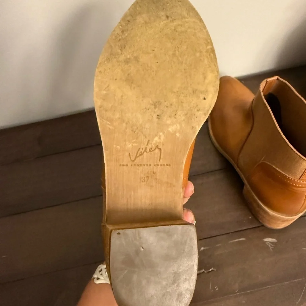 Velez beautiful handcrafted